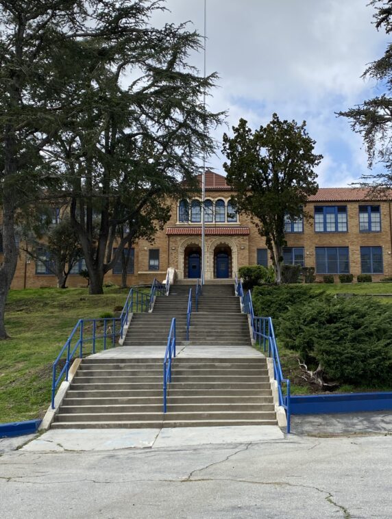 Stairs_University_High_School_Los_Angeles,_California_01